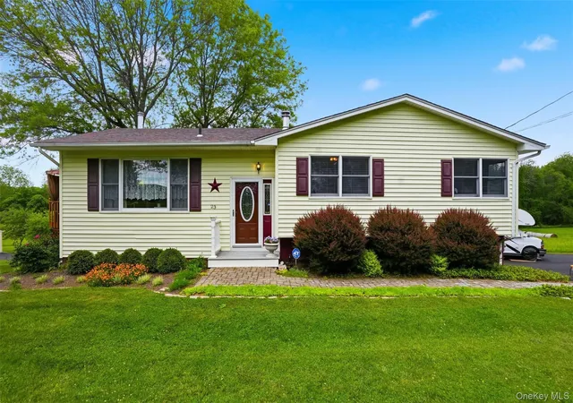 Homes for sale in Warwick, NY | 23 Old Cross Rd, Warwick, NY 10990 | MLS# 1007503