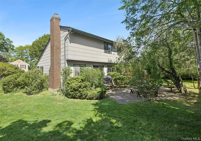 Homes for sale in Glen Cove, NY | 7 Stirrup Ln, Glen Cove, NY 11542 | MLS# 1007514