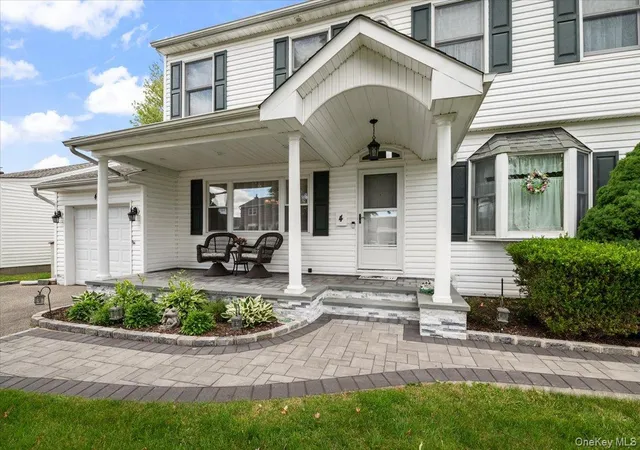 36th image of 4 Westbury Ave, Oyster Bay, NY 11803 | MLS# 1007526