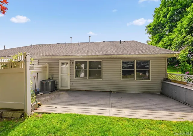 Homes for sale in Ramapo, NY | 36 Windsor Cir #D1, Ramapo, NY 10956 | MLS# 1007541