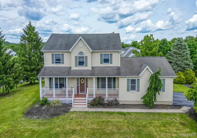 2nd image of 16 Jared Ct, Wawayanda, NY 10973 | MLS# 1007547