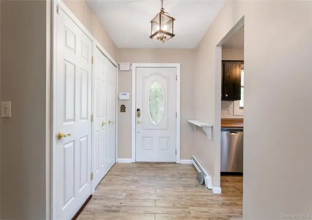 5th image of 4 N Balin Ct, Brookhaven, NY 11720 | MLS# 1007565