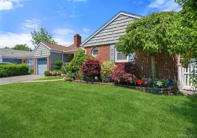 2nd image of 340 Main St, East Rockaway, NY 11518 | MLS# 1007573