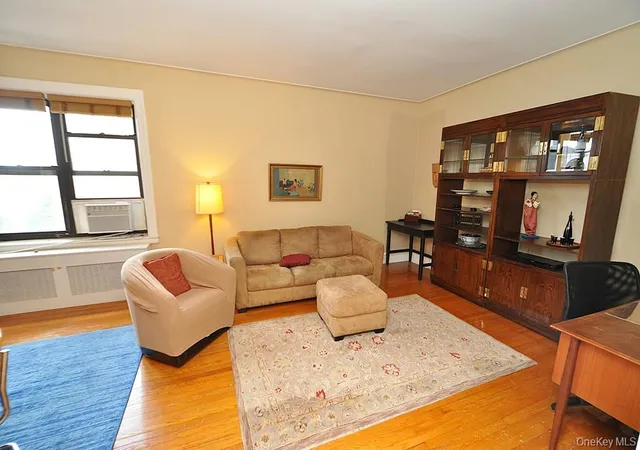 Homes for sale in Eastchester, NY | 143 Garth Rd #5J, Eastchester, NY 10583 | MLS# 1007579