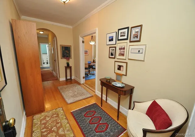 Homes for sale in Eastchester, NY | 143 Garth Rd #5J, Eastchester, NY 10583 | MLS# 1007579