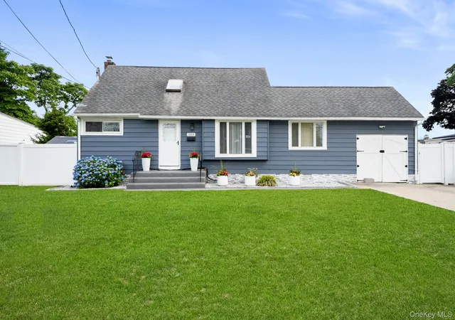 1st image of 389 33rd St, Lindenhurst, NY 11757 | MLS# 1007582