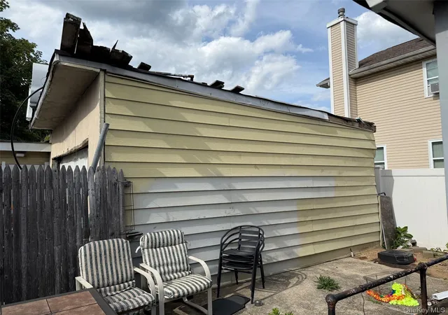 3rd image of 1326 Star Ave, Hempstead, NY 11003 | MLS# 1007602