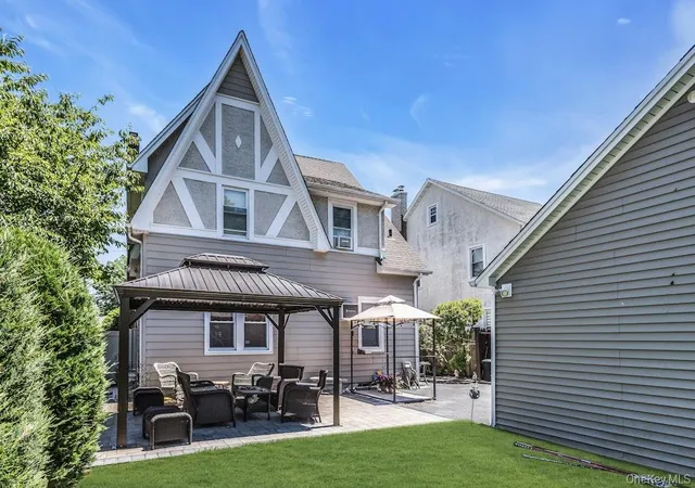 18th image of 1980 Roosevelt, Hempstead, NY 11510 | MLS# 1007619