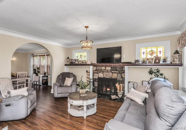 4th image of 1980 Roosevelt, Hempstead, NY 11510 | MLS# 1007619