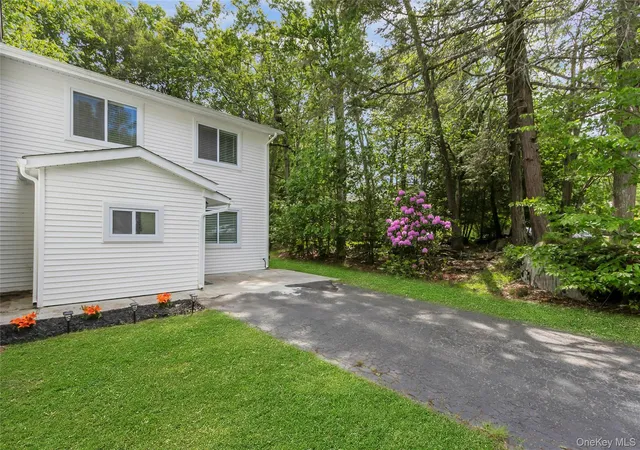 Homes for sale in Thompson, NY | 34 Elizabeth Wy, Thompson, NY 12751 | MLS# 1007627