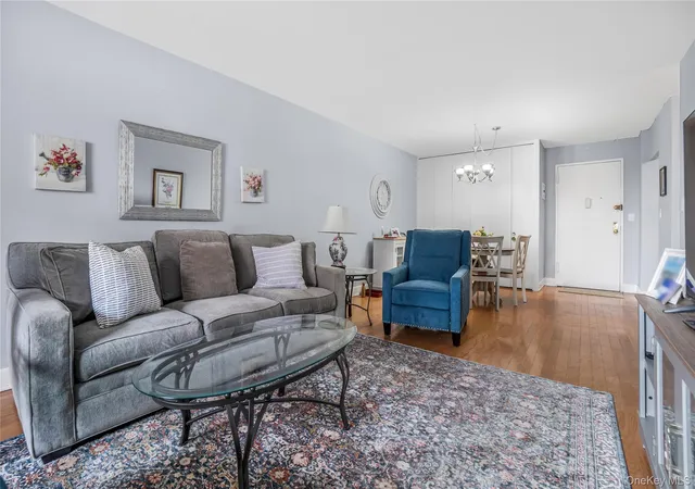 Homes for sale in New York, NY | 3965 52Nd St #9P, New York, NY 11377 | MLS# 1007654