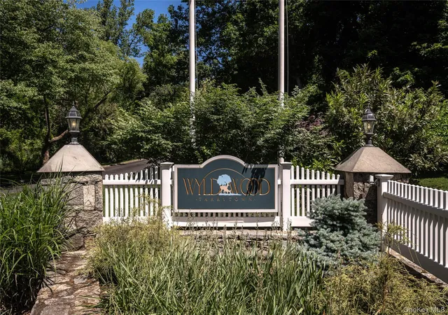 Photo 1 of Condo for sale at 40 Trailhead Ln, Greenburgh, NY 10591 | MLS# 1007666 | Listing updated on 2026-09-18