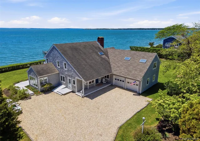 1st image of 90 Peconic Ave, Shelter Island, NY 11964 | MLS# 1007669
