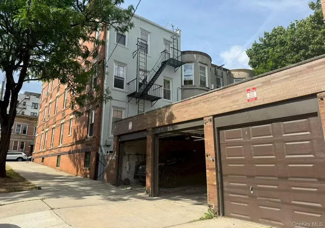 Photo 3 of Sale Pending at 6050 Putnam Ave, Ridgewood, NY 11385 | MLS# 1007686 | Listing updated on 2026-07-23