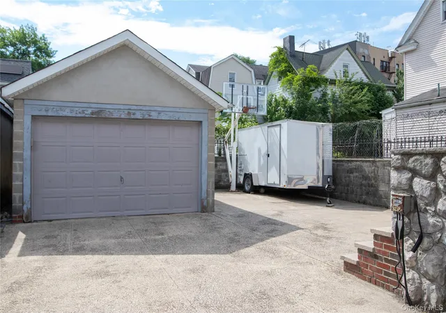 18th image of 4810 Robertson St, Bronx, NY 10470 | MLS# 1007689
