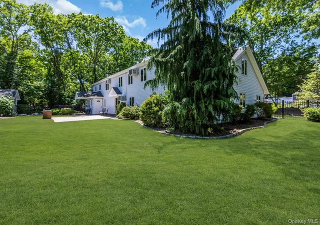 43rd image of 23 Campus Ln, Ronkonkoma, NY 11779 | MLS# 1007694