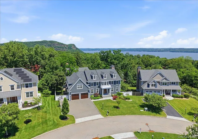 2nd image of 17 Riverton Dr, Nyack, NY 10960 | MLS# 1007696