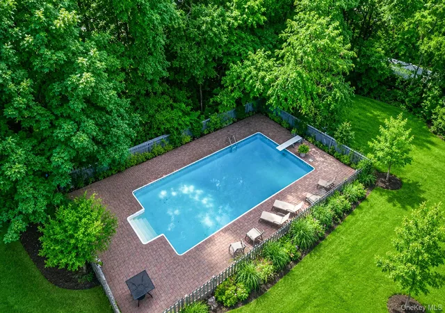 3rd image of 612 Blue Point Rd, Holtsville, NY 11742 | MLS# 1007717