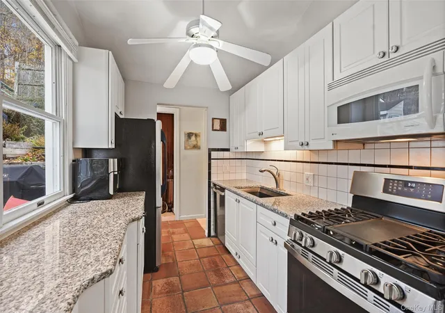 Photo 4 of Single family home for sale at 56 Vails Lakeshore Dr, Southeast, NY 10509 | MLS# 1007732 | Listing updated on 2026-08-01