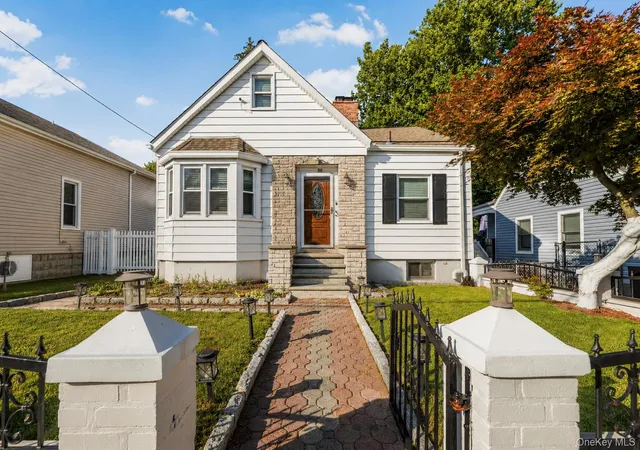 1st image of 39 Nile St, Yonkers, NY 10704 | MLS# 1007745