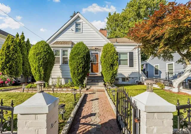 3rd image of 39 Nile St, Yonkers, NY 10704 | MLS# 1007745