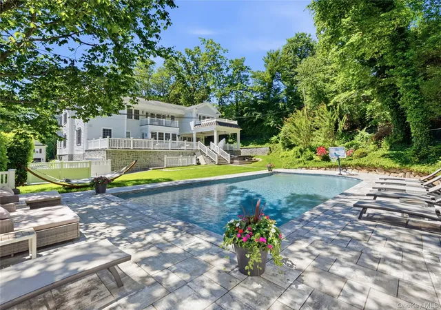 Photo 3 of Single family home for sale at 55 Plymouth Rd, Manhasset, NY 11030 | MLS# 1007749 | Listing updated on 2026-06-16