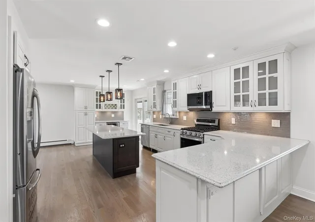 Photo 4 of Sale Pending at 161 Barbara Rd, Hempstead, NY 11710 | MLS# 1007756 | Listing updated on 2026-07-12