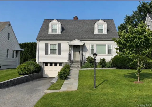 Homes for sale in Eastchester, NY | 169 Beech St, Eastchester, NY 10709 | MLS# 1007761