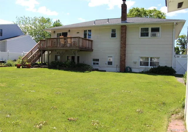35th image of 69 Appel Dr E, Shirley, NY 11967 | MLS# 1007764