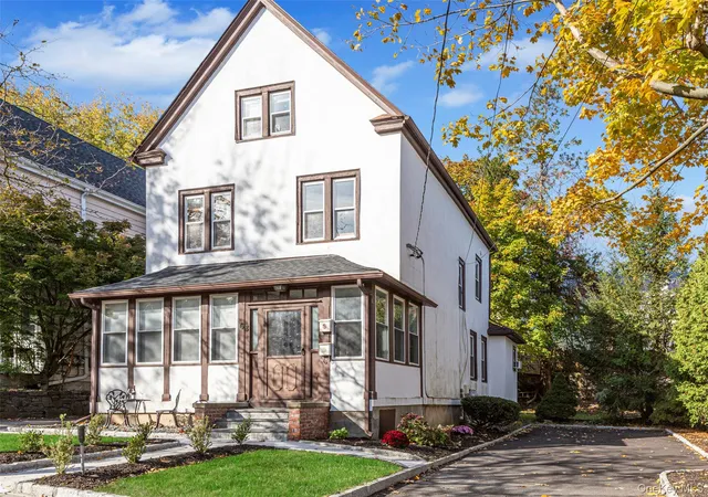 Photo 2 of Sale Pending at 63 Wallace St, Eastchester, NY 10707 | MLS# 1007771 | Listing updated on 2026-09-24