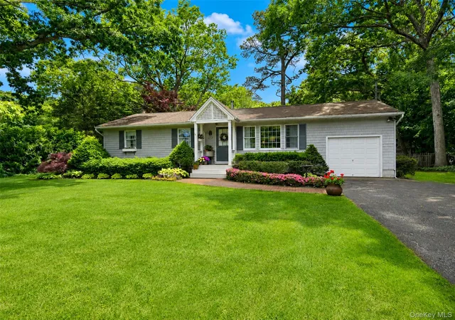 2nd image of 816 Blair St, Bohemia, NY 11716 | MLS# 1007773