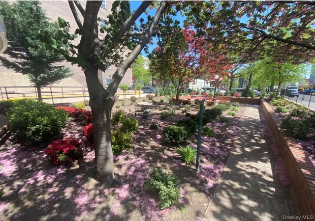 Photo 3 of Condo for sale at 8111 45th Avenue #5C, New York, NY 11373 | MLS# 1007778 | Listing updated on 2026-08-10