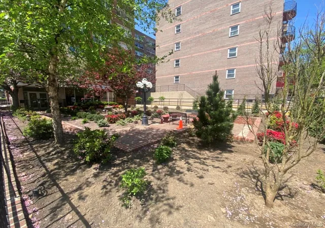 Listing Photo 4 - Condo for sale in building located at 8111 45Th Ave, New York, NY 11373 - Unit #5C