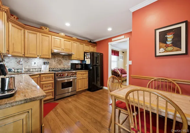 4th image of 71 E 17Th St, Huntington Station, NY 11746 | MLS# 1007784