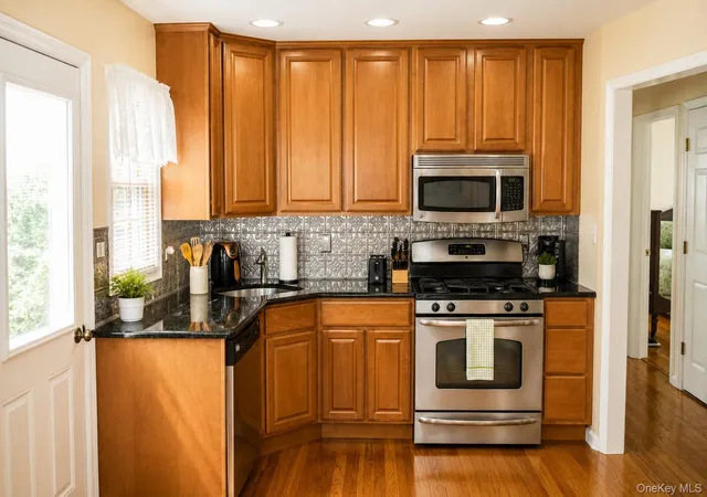 Photo 3 of Sale Pending at 13 Gerald Ave, Oyster Bay, NY 11801 | MLS# 1007812 | Listing updated on 2026-09-04