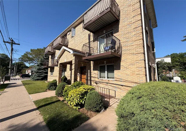 2nd image of 6152 170th St, Fresh Meadows, NY 11365 | MLS# 1007813