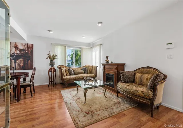 Photo 3 of Sale Pending at 38 Hayden Dr, Oyster Bay, NY 11714 | MLS# 1007817 | Listing updated on 2026-08-04
