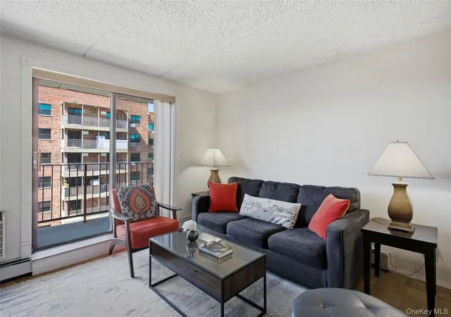 Photo 3 of Condo for sale at 687 Bronx River Rd #6C, Yonkers, NY 10704 | MLS# 1007831 | Listing updated on 2026-09-16