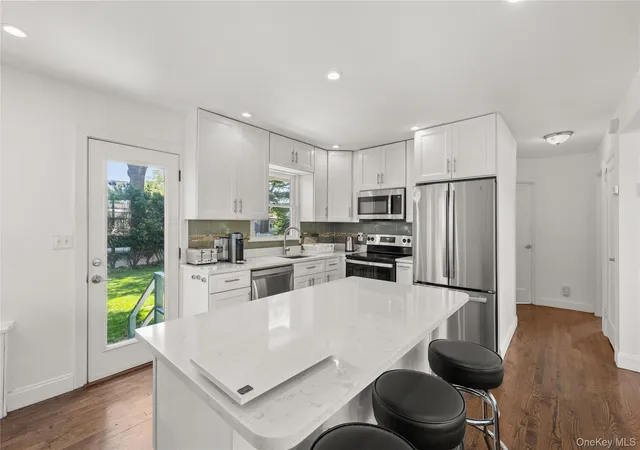 4th image of 156 Moore Ave, Massapequa Park, NY 11762 | MLS# 1007833