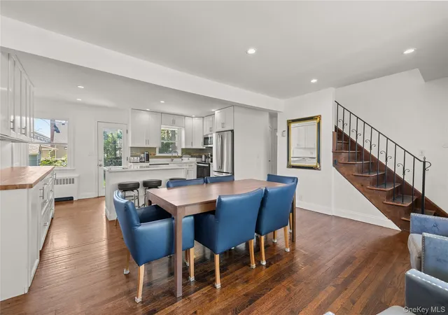 5th image of 156 Moore Ave, Massapequa Park, NY 11762 | MLS# 1007833