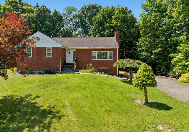 2nd image of 13 Osborne Rd, Poughkeepsie, NY 12601 | MLS# 1007852
