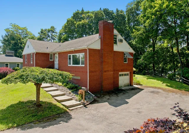 3rd image of 13 Osborne Rd, Poughkeepsie, NY 12601 | MLS# 1007852