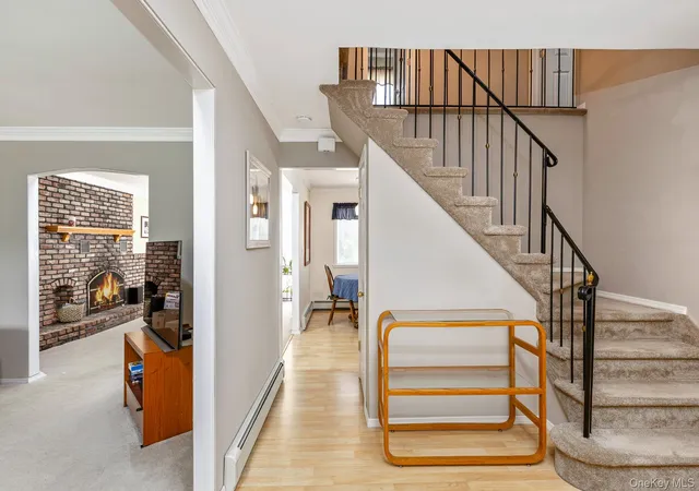 Photo 5 of Single family home for sale at 29 Beaumont Ln, Lake Grove, NY 11755 | MLS# 1007860 | Listing updated on 2026-07-11