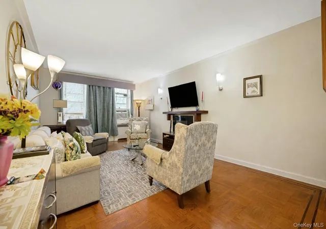 4th image of 2166 Bronx Park E, New York, NY 10462