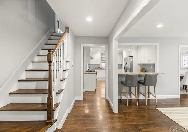 2nd image of 1957 Jackson Ave, West Islip, NY 11795 | MLS# 1007878