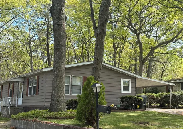 1st image of 525/78 Riverleigh Ave, Riverhead, NY 11901 | MLS# 1007904