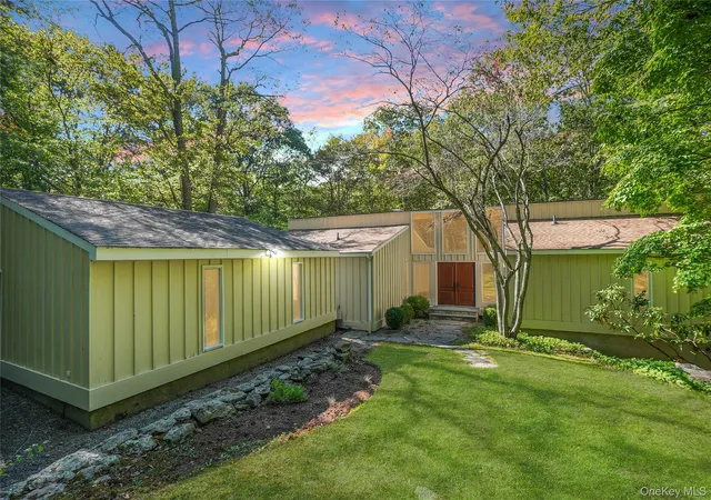 Homes for sale in Pound Ridge, NY | 22 Peters Ln, Pound Ridge, NY 10576 | MLS# 1007911