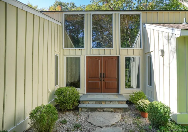 Homes for sale in Pound Ridge, NY | 22 Peters Ln, Pound Ridge, NY 10576 | MLS# 1007911