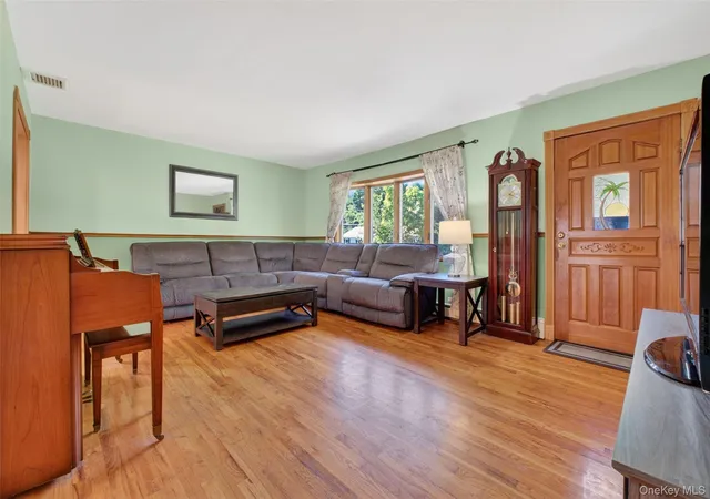 Homes for sale in Wappingers Falls, NY | 20 Glen Dr, Wappingers Falls, NY 12590 | MLS# 1007918