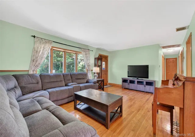 Homes for sale in Wappingers Falls, NY | 20 Glen Dr, Wappingers Falls, NY 12590 | MLS# 1007918